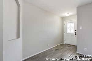 Building Photo - 24603 Maple Crest