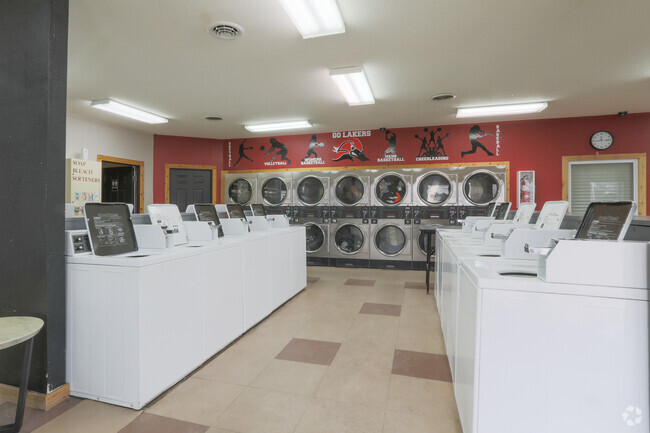 Laundry Room - Lake Land Living