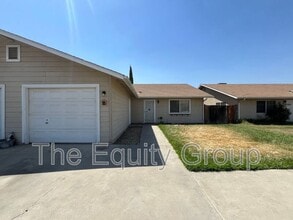 Building Photo - 1015 N Wisconsin Way