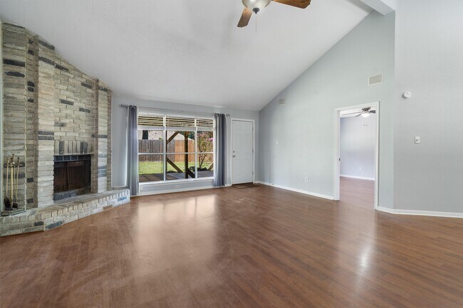 Foto del edificio - 3006 Stargrass Ct