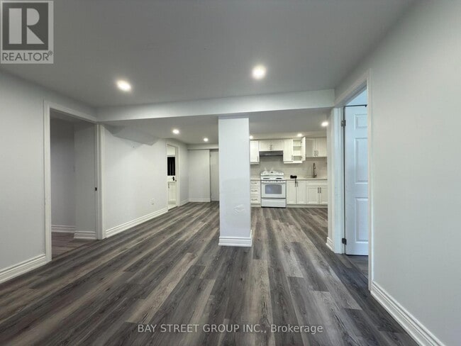 Building Photo - 82 Exbury Rd