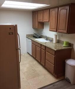 Building Photo - 1417 Calle Mirador