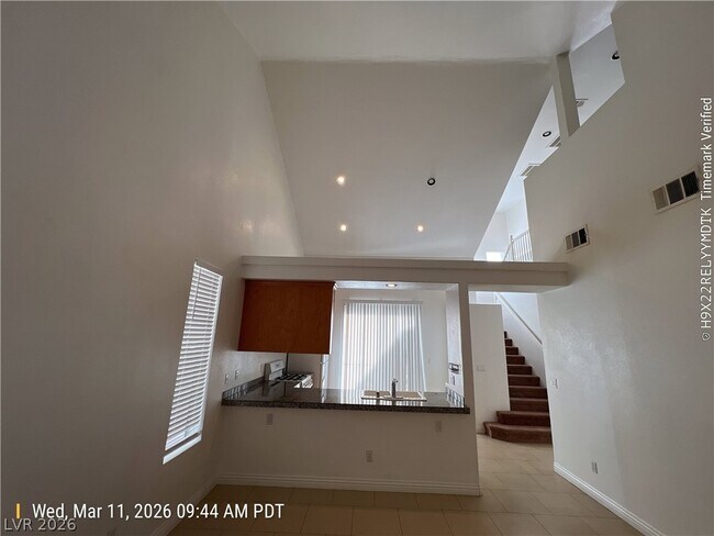 Foto del edificio - 7558 Grassy Bank St