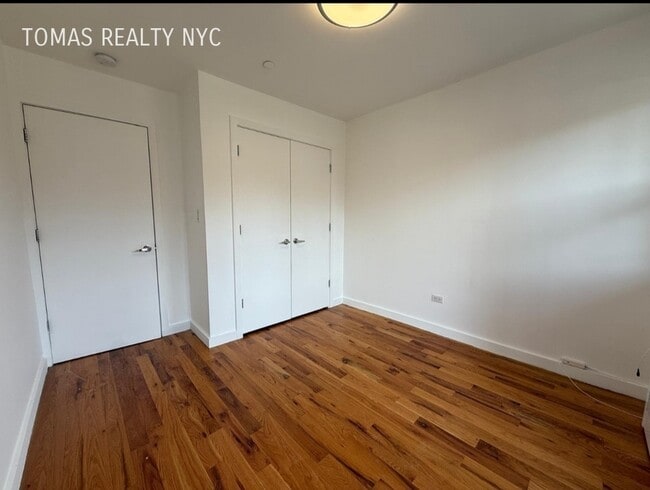 Building Photo - 459 Commonwealth Ave