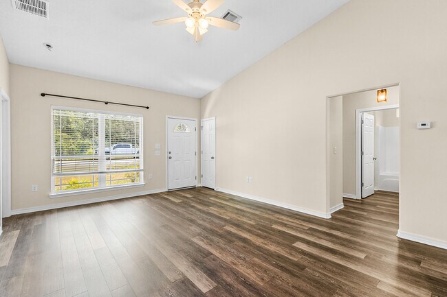 Building Photo - 3229 Atlas Dr