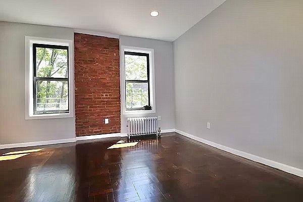 Building Photo - 2 bedroom in BRONX NY 10467