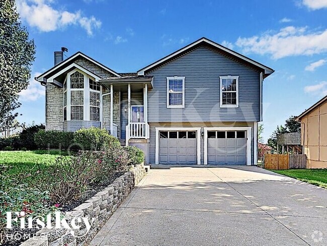 Building Photo - 1607 Stasi Ave