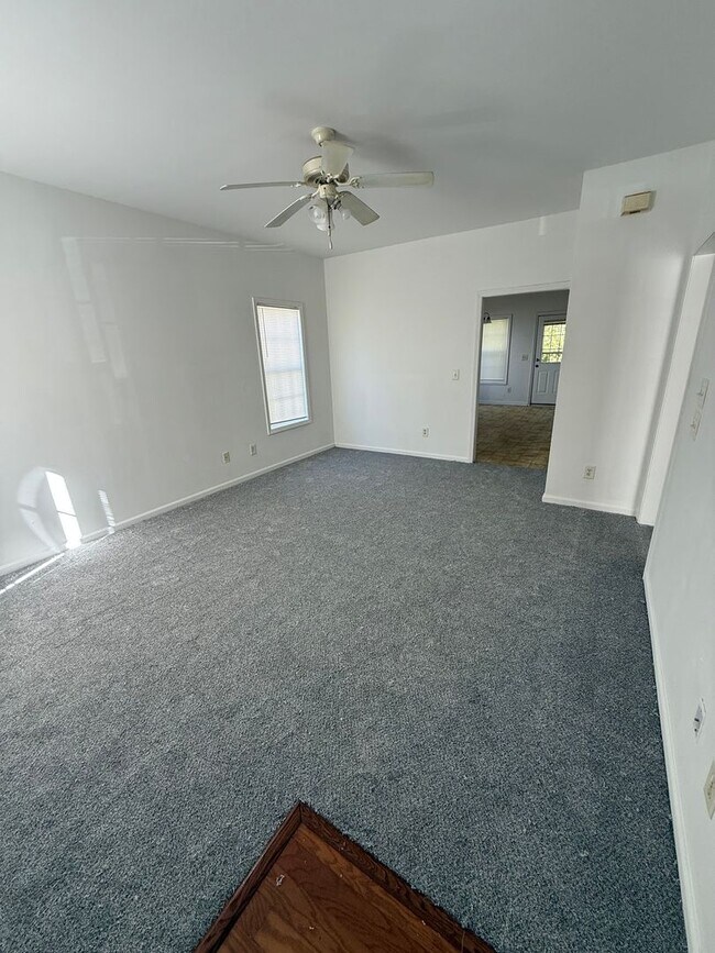 Foto del edificio - Stoneridge Ln 1218 - Maayah Z