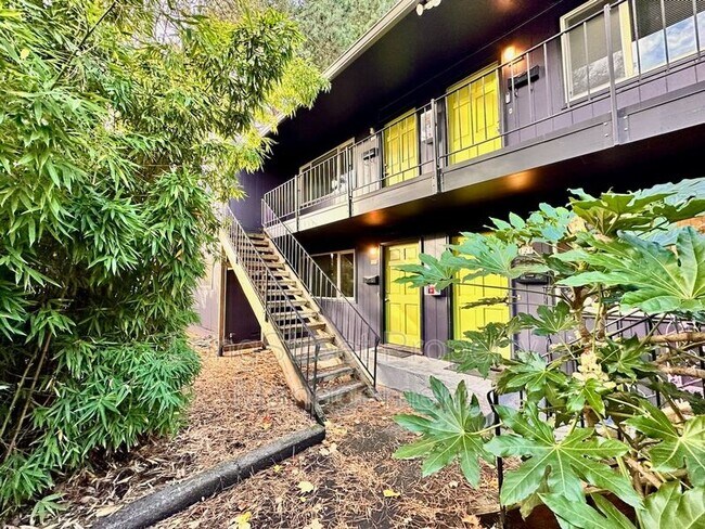 Photo - 127 SE 30th Pl Apartment