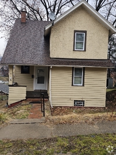 Building Photo - 732 N 6th St