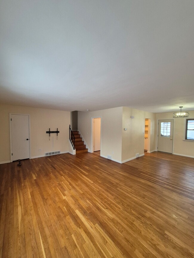 Building Photo - 4109 Brandes St