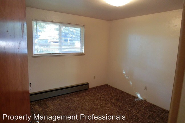 Foto del edificio - 2 br, 1 bath House - 6150 C Monument Drive