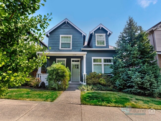 Foto del edificio - Beautiful 3 Bed/3 Bath Home!