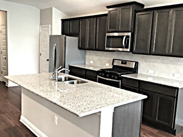 Foto del edificio - 8006 Cottage Rose Dr