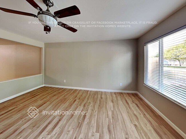 Building Photo - 8140 Villa Oak Dr