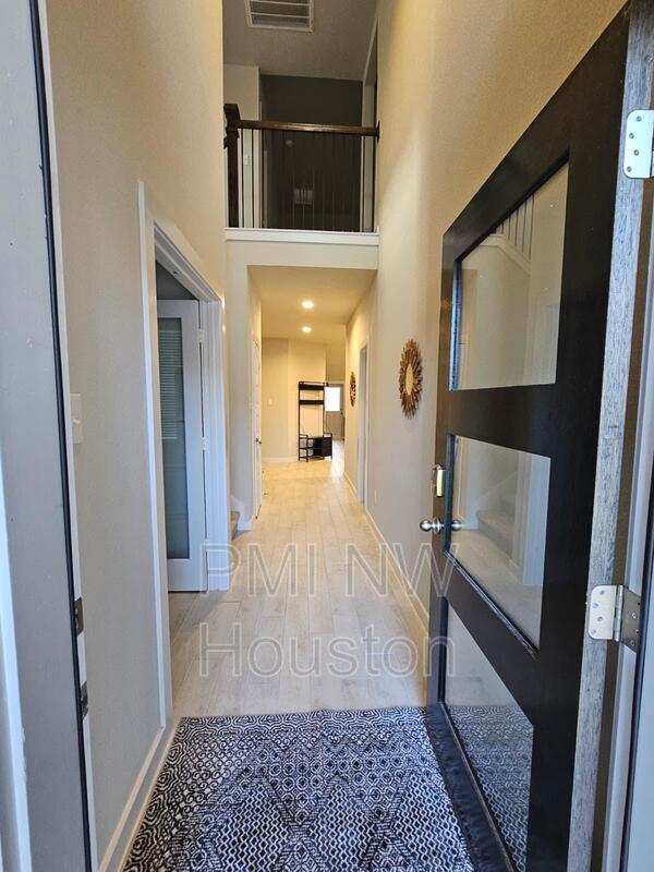 Foto del edificio - 5639 Silverleaf Oak Ln