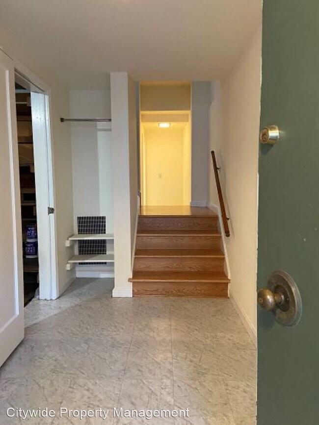 Foto del edificio - 3 br, 2 bath House - 2590 Diamond Street
