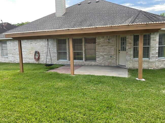 Building Photo - 12927 Lindsey Ln