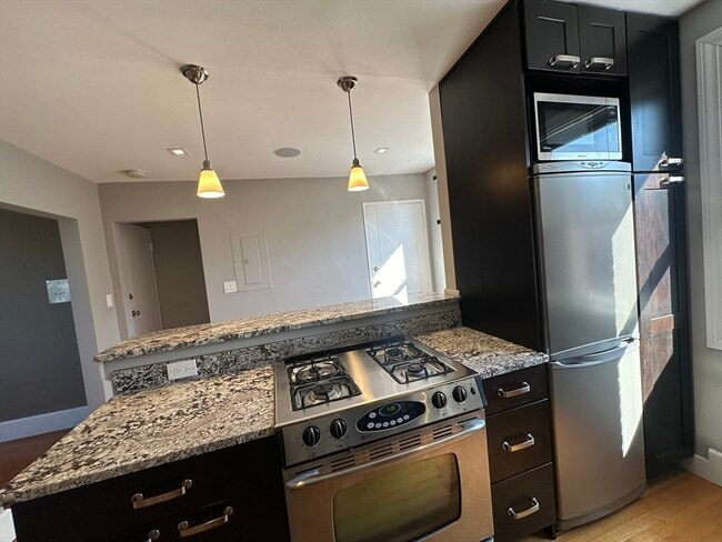 Building Photo - 495 Arborway