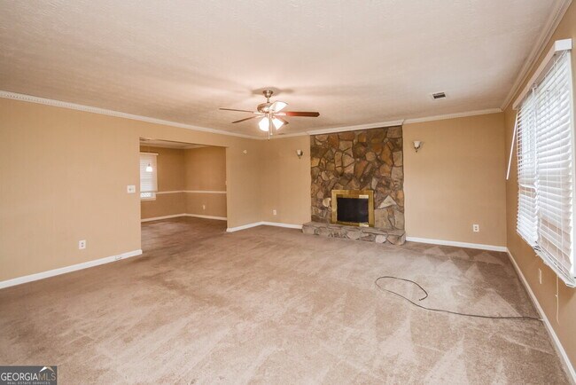 Building Photo - 613 Almand Branch Rd SE