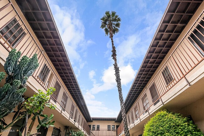 Foto del edificio - 308 Pasadena Ave
