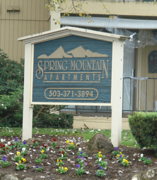 Foto del edificio - Spring Mountain Apartments