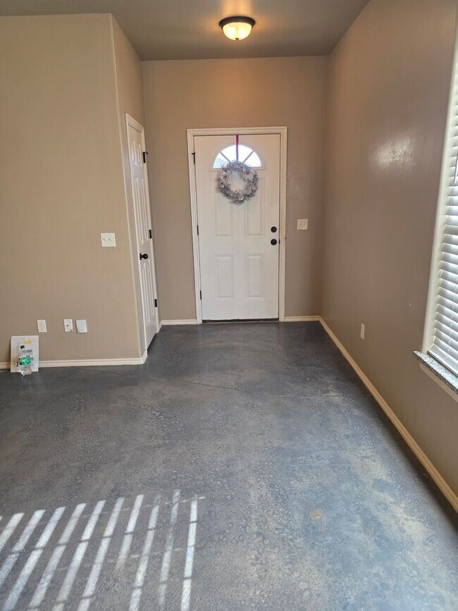 Foto del edificio - 1822 Cypress Ln