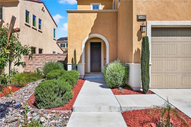 Foto del edificio - 24452 Paxton Ln