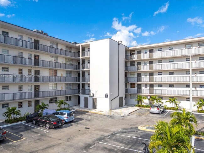 Foto del edificio - 14180 SW 84th St