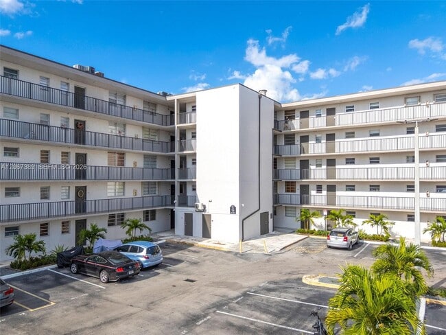Building Photo - 14180 SW 84th St