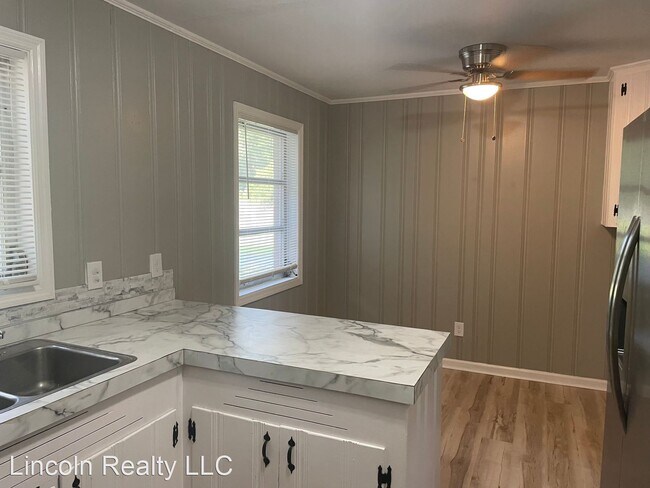 Building Photo - 4 br, 2 bath House - 209 Wayne Ave. *