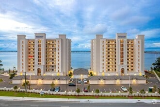 Building Photo - 1465 S Harbor City Blvd