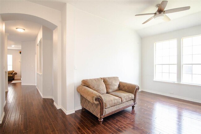 Building Photo - 2502 Edgefield Trail