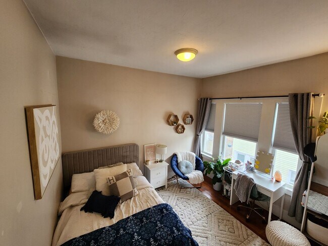 Foto del edificio - Top-notch and elegant apartment