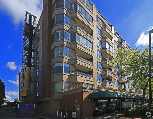 Building Photo - Pacific Terrace