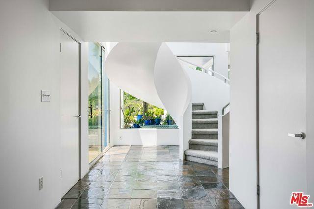 Building Photo - 2397 Nalin Dr