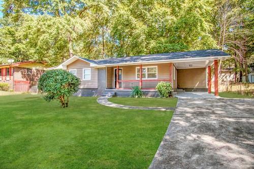 Building Photo - 3345 Eisenhower Cir SE