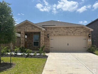 Building Photo - 1010 Whispering Winds Dr