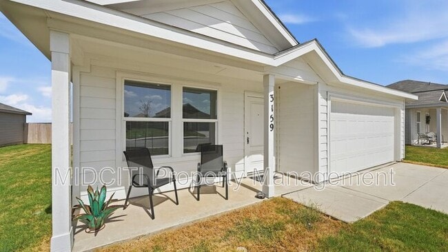 Building Photo - 3159 Dispatch Dr