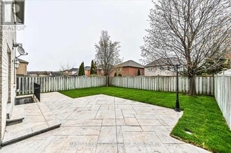 Building Photo - 25 Kirkbride Crescent