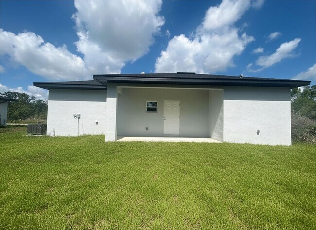Foto del edificio - Brand-New Modern 2BR/2BA Home with Garage – Desirable Lake Placid Location