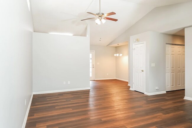 Foto del edificio - 140 Wayne Ave