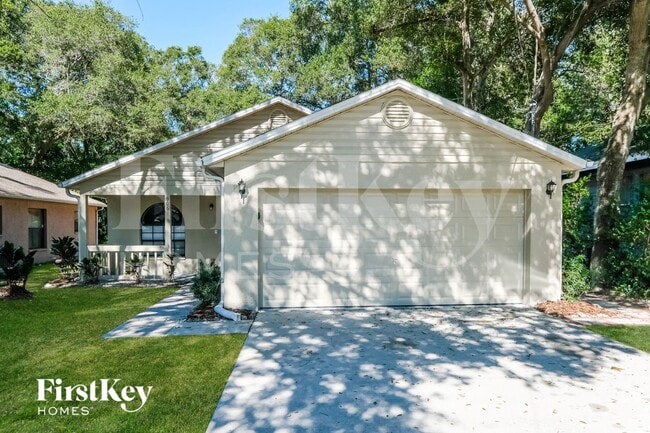 Building Photo - 906 Hart St