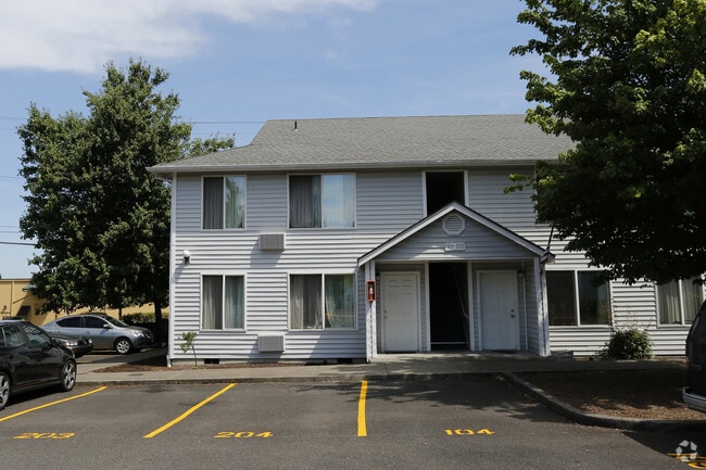 Building Photo - The Lark