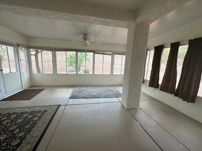Building Photo - 2 Bedroom home in Sun City Summerlin