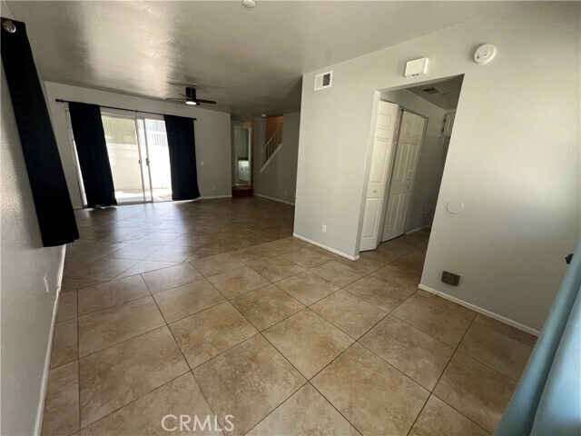 Foto del edificio - 36 Birchwood Ln