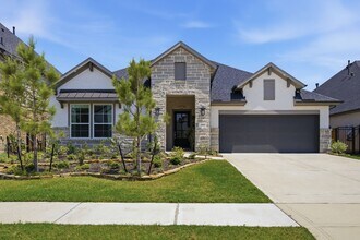 Building Photo - 28065 Willow Gln Dr