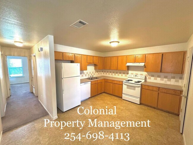Building Photo - 1627 Yuma Trail