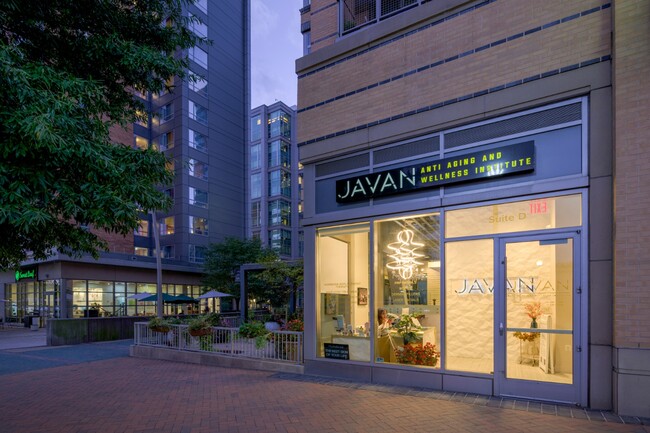 Building Photo - The View Ballston