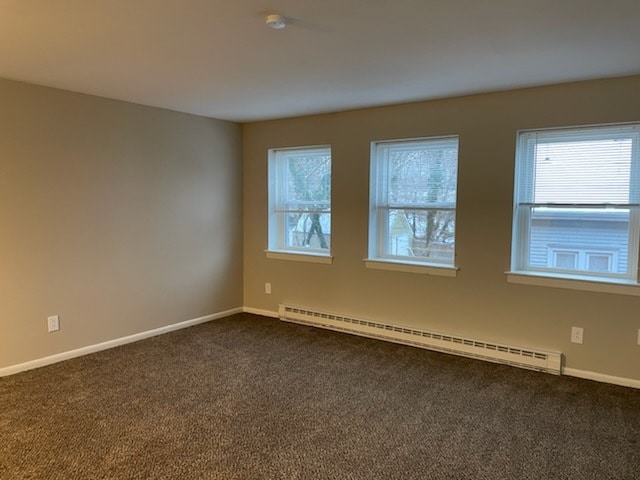 1 dormitorio, 1 baño (750 pies cuadrados) - Sala de estar - Hampton House Apartments